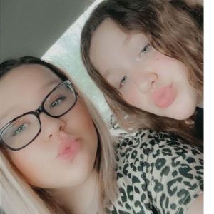 Meet your Posher, Cay